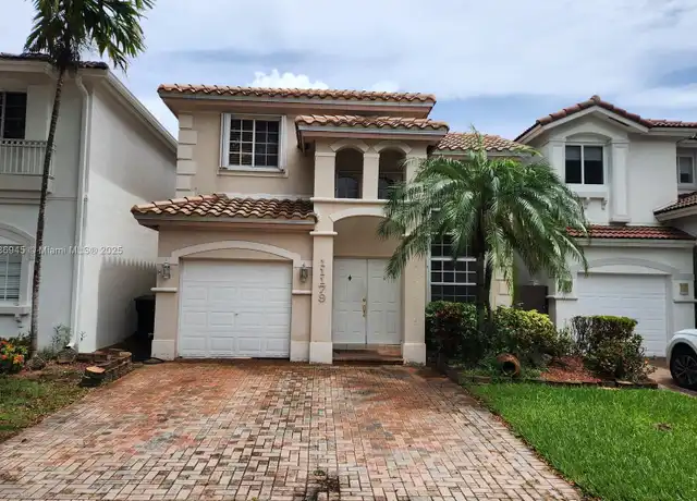 Property at 11179 NW 73rd Ter, Doral, FL, 33178, 3 beds, 2.5 baths, [object Object]
