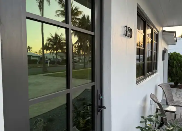 Property at 340 Leigh Rd, West Palm Beach, FL, 33405, 1 bed, 1 bath, [object Object]