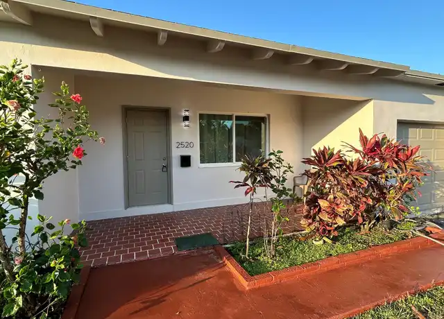 Property at 2520 Funston St, Hollywood, FL, 33020, 2 beds, 2 baths, [object Object]