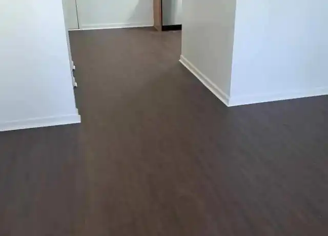 Property at 401 Dade St Apt C1, Crewe, VA, 23930, 2 beds, 1 bath, [object Object]