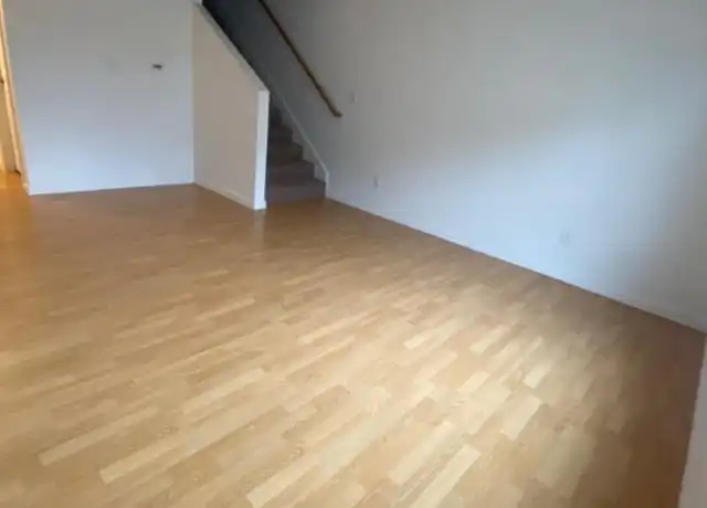 Property at 287 Lockwood St Unit 3, Providence, RI, 02907, 2 beds, 2 baths, [object Object]