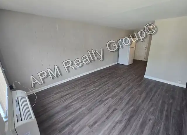Property at 2715 Howell Ct, Columbia, SC, 29203, 2 beds, 1 bath, [object Object]