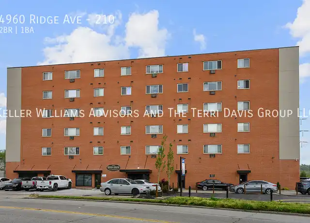Property at 4960 Ridge Ave Unit 210, Cincinnati, OH, 45209, 2 beds, 1 bath, [object Object]