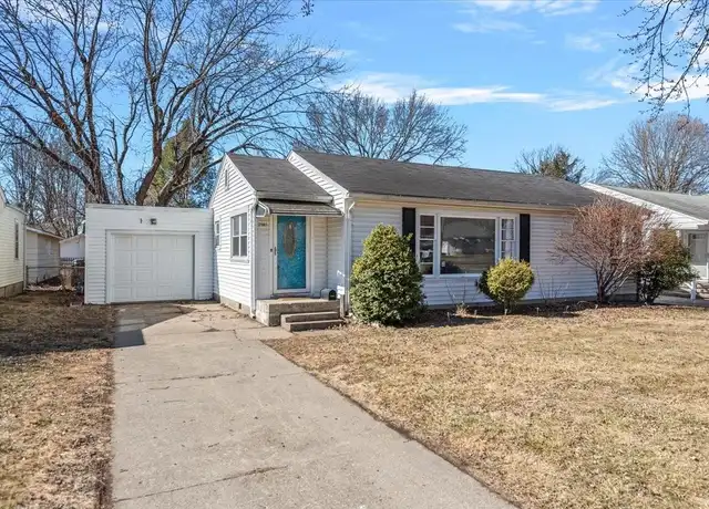 Property at 2501 S Walnut St, Springfield, IL, 62704, 2 beds, 1 bath, [object Object]