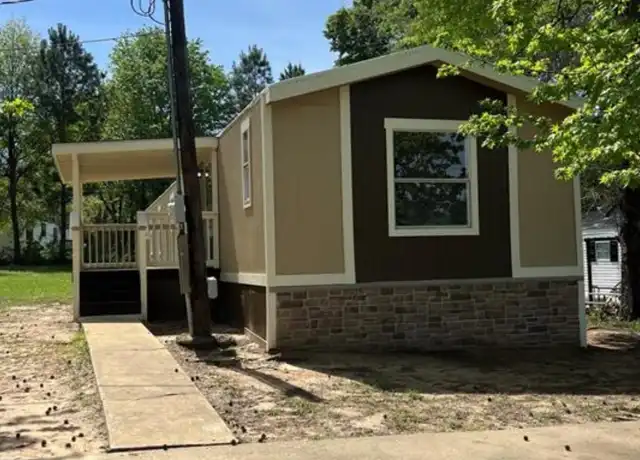 Property at 107 Earl Rd, Huntsville, TX, 77320, 3 beds, 2 baths, [object Object]