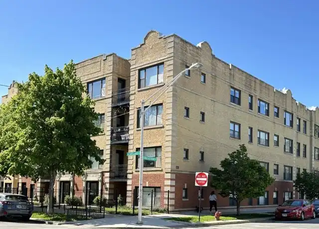 Property at 2700 W Cortland St, Chicago, IL, 60647, 2 beds, 1 bath, [object Object]