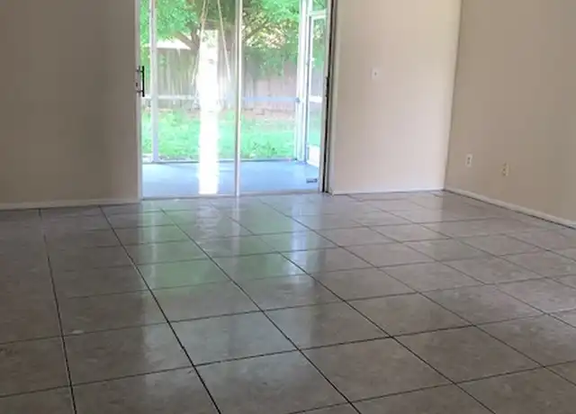 Property at 31 SE 24th Ave, Cape Coral, FL, 33990, 2 beds, 1.5 baths, [object Object]