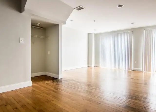 Property at Portland on the Grid - 26 Portland St, Worcester, MA, 01608, 2 beds, 1.5 baths, [object Object]