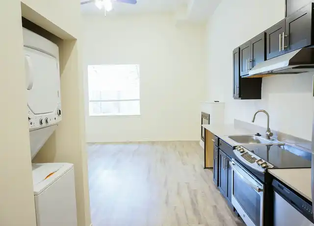 Property at St. J - 7180 N Leavitt Ave, Portland, OR, 97203, 2 beds, 2 baths, [object Object]