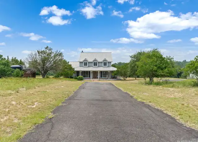 Property at 103 Saddle View Dr, Boerne, TX, 78006, 4 beds, 2.5 baths, [object Object]