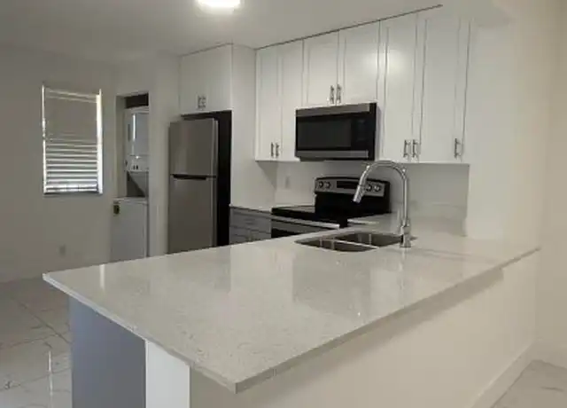 Property at 4805 Arjaro Dr, West Palm Beach, FL, 33407, 2 beds, 2 baths, [object Object]