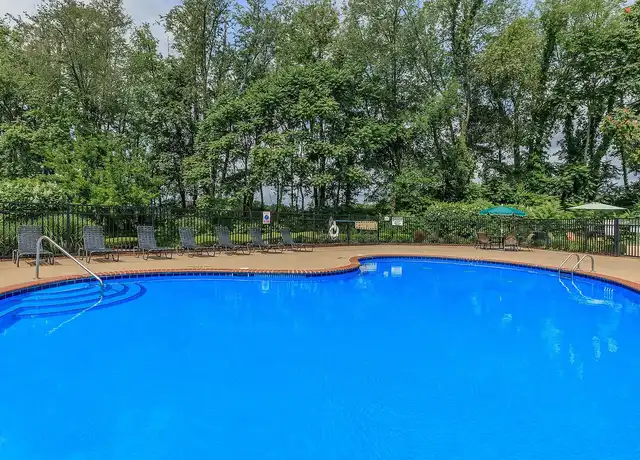 Property at Pebblebrook Apartments - 6115 Pebblebrook Ln, Kent, OH, 44240, 1-2 bed, 1-2 bath, [object Object]