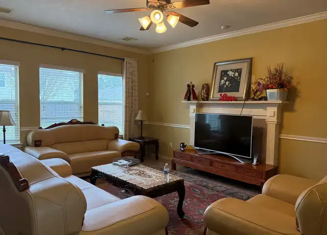 Property at 20022 Cypresswood Sq, Spring, TX, 77373, 5 beds, 3.5 baths, [object Object]