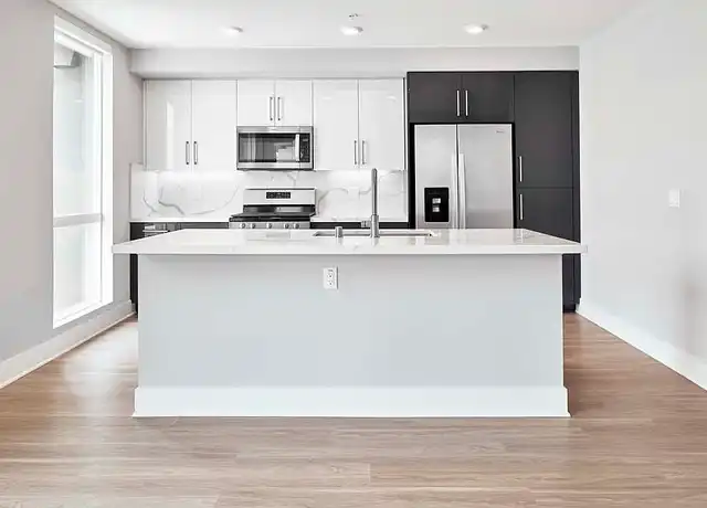 Property at The Linden - 434 E 4th St, Long Beach, CA, 90802, 1-2 bed, 1-2 bath, [object Object]
