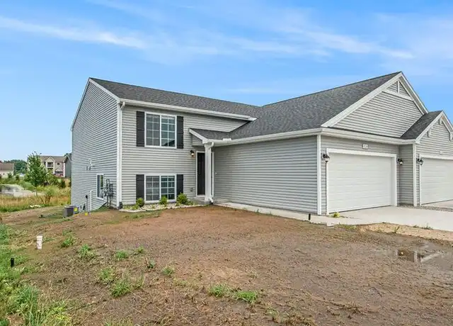 Property at 11127 Farmway Dr, Allendale, MI, 49401, 4 beds, 2 baths, [object Object]