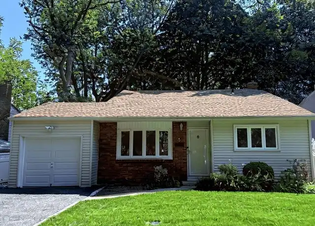 Property at 5 2nd Rd, Great Neck, NY, 11021, 3 beds, 1.5 baths, [object Object]