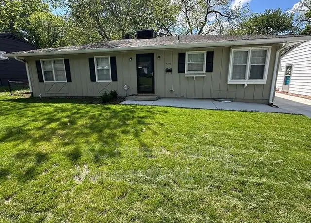 Property at 8216 Madison Ave, Kansas City, MO, 64114, 3 beds, 1 bath, [object Object]