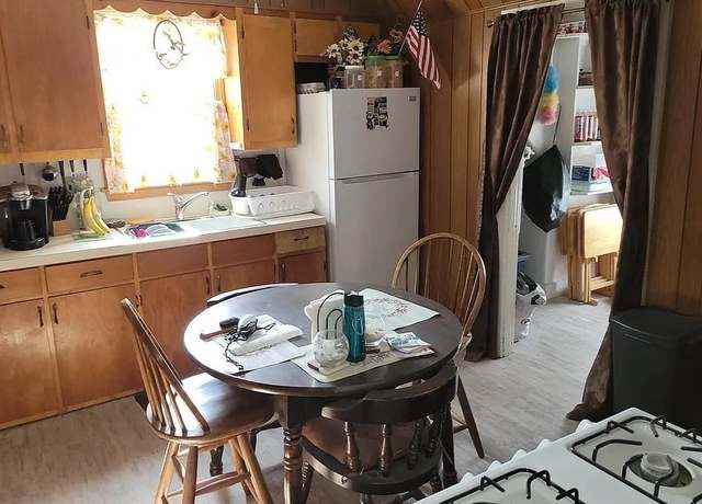 Photo of 46 Hodges Ave Unit 3, Taunton, MA 02780