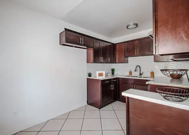 Property at 673 Ohio Ave Unit 2, Long Beach, CA, 90814, 1 bed, 1 bath, [object Object]