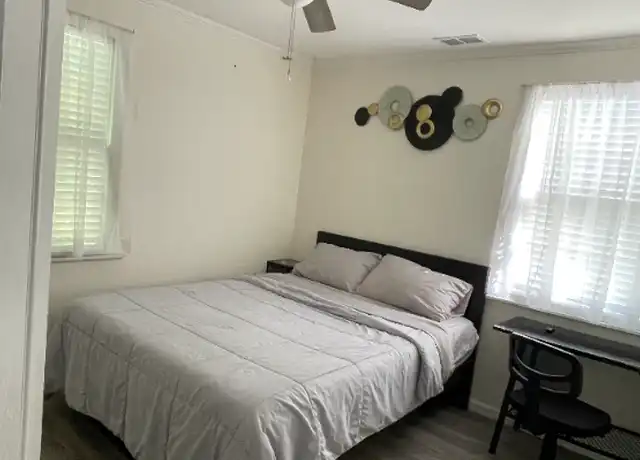 Property at 1924 Hawthorne St, Savannah, GA, 31404, 1 bed, 1 bath, [object Object]