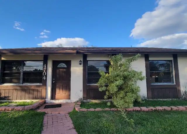 Property at 4704 SW 136th Pl, Miami, FL, 33175, 3 beds, 2 baths, [object Object]
