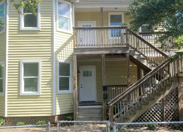 Property at 2710 Avenue P 1/2 Unit Up, Galveston, TX, 77550, 3 beds, 1 bath, [object Object]