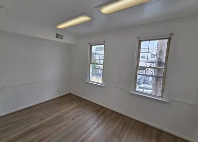 Property at 6 Dock St Unit 2, Annapolis, MD, 21401, 2 beds, 1 bath, [object Object]