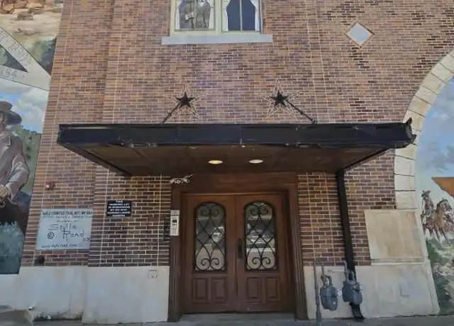 Property at 204 S Caddo St, Cleburne, TX, 76031, 1 bed, 1 bath, [object Object]