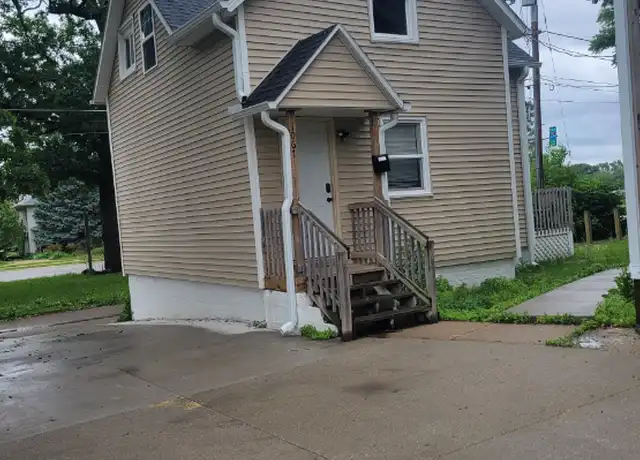 Property at 1067 21st St, Des Moines, IA, 50311, 2 beds, 1 bath, [object Object]
