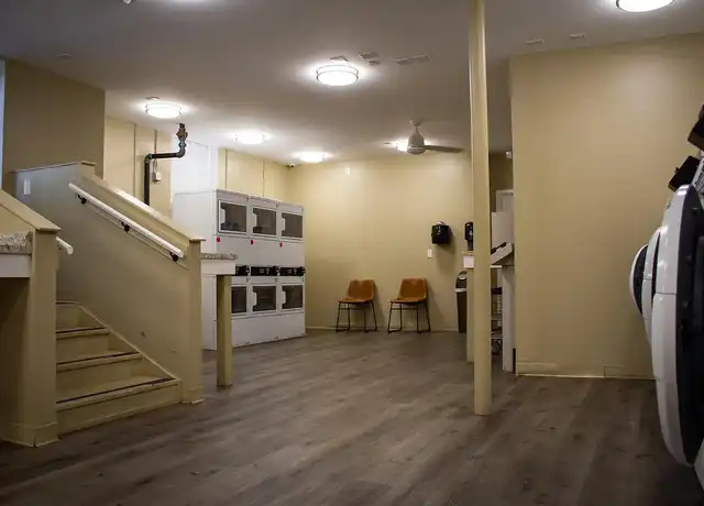 Property at Royal Gardens - 45 Birch St, Kingston, NY, 12401, 2 beds, 1 bath, [object Object]
