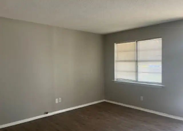 Property at 1601 Sherman St SE Unit 1, Decatur, AL, 35601, 1 bed, 1 bath, [object Object]