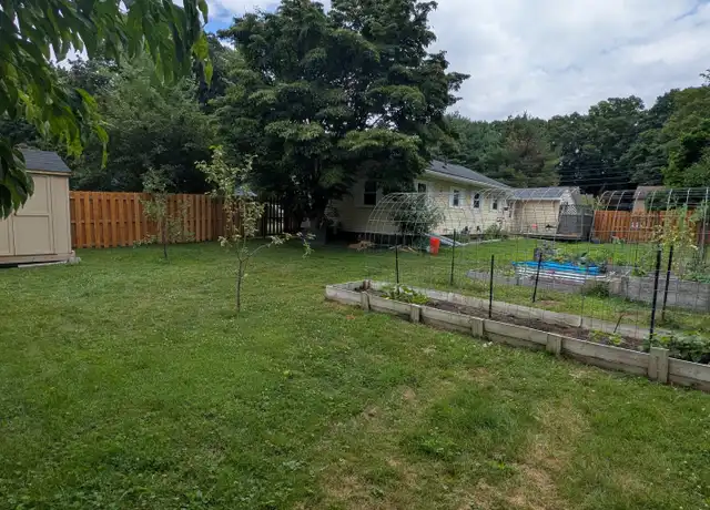 Property at 8 Dunster Rd, Framingham, MA, 01702, 3 beds, 1 bath, [object Object]