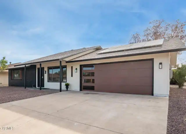 Property at 9339 W Spanish Moss Ln, Sun City, AZ, 85373, 2 beds, 2 baths, [object Object]