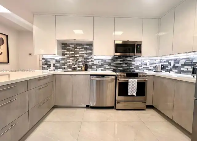 Property at 100 Bayview Dr #1524, Sunny Isles Beach, FL, 33160, 2 beds, 2 baths, [object Object]