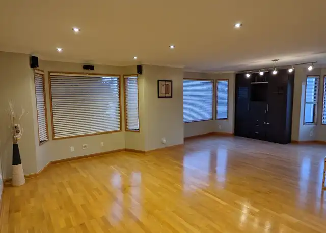Property at 41 Dorado Ter #41, San Francisco, CA, 94112, 3 beds, 2 baths, [object Object]