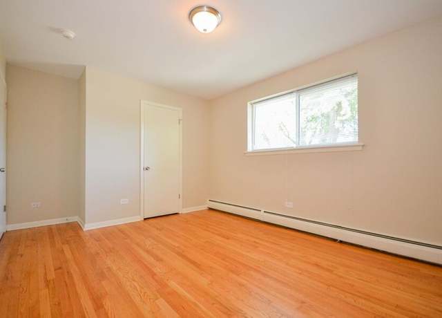 Photo of 339 N Yale Ave, Villa Park, IL 60181