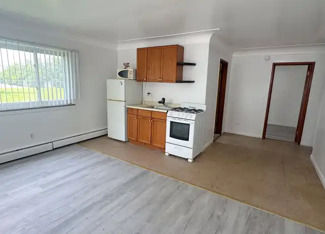 Property at 35641 Brush St, Wayne, MI, 48184, 1 bed, 1 bath, [object Object]