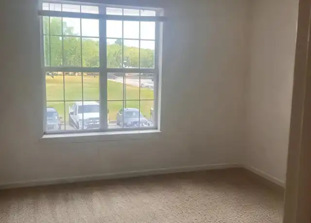 Property at 715 S Parker Dr, Florence, SC, 29501, 2 beds, 2 baths, [object Object]