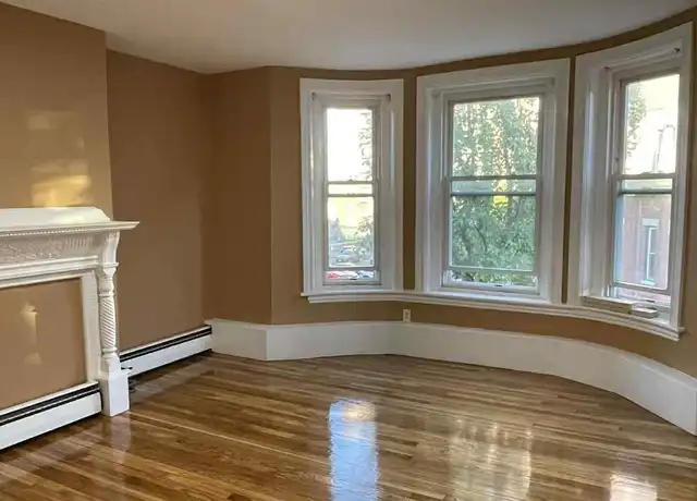 Property at 30 Worthington St Unit 3, Boston, MA, 02120, 4 beds, 1.5 baths, [object Object]