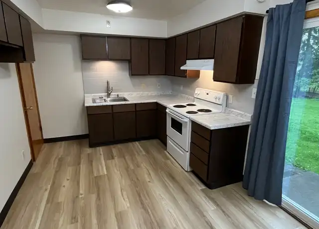 Property at 2448 Eastlawn Ave Unit 2448, Akron, OH, 44305, 2 beds, 1 bath, [object Object]