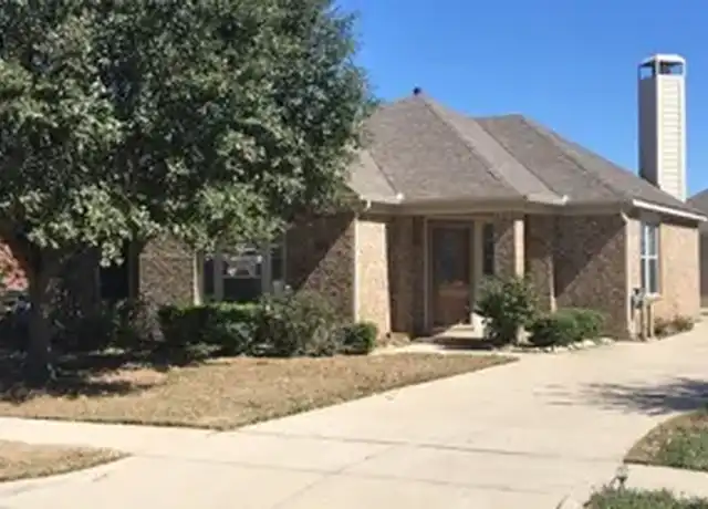Property at 8617 Fernhill Dr, Fort Worth, TX, 76123, 3 beds, 2 baths, [object Object]