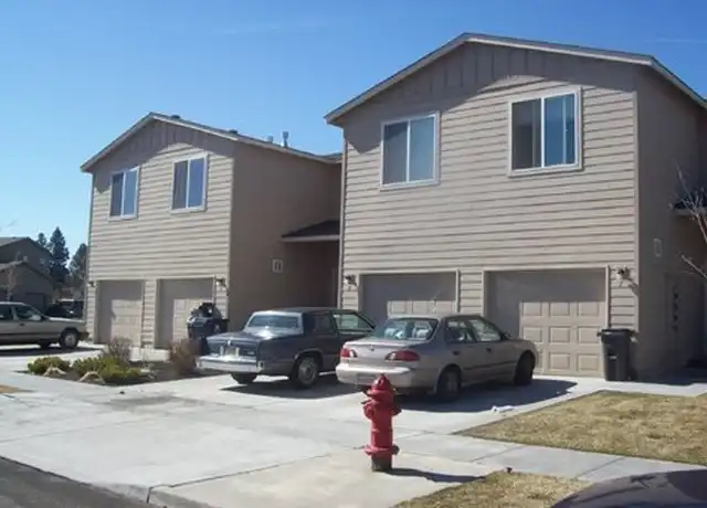 Property at 61325 Sally Ln Unit 3, Bend, OR, 97702, 3 beds, 2.5 baths, [object Object]