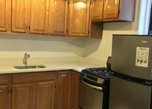 Property at 248 E 90th St Unit 3C, New York, NY, 10128, 1 bed, 1 bath, [object Object]
