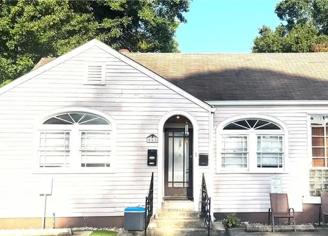 Property at 202 Sierra Ct, Metairie, LA, 70001, 2 beds, 1 bath, [object Object]