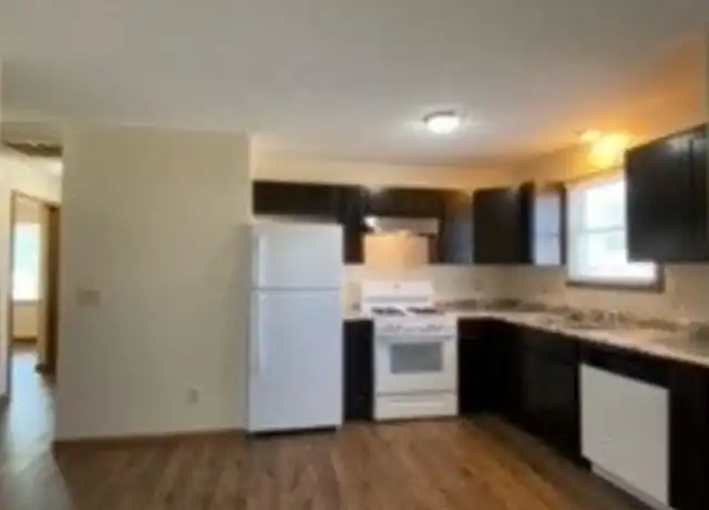 Property at 213 Stonewall Ct Apt 1, Nappanee, IN, 46550, 2 beds, 1 bath, [object Object]