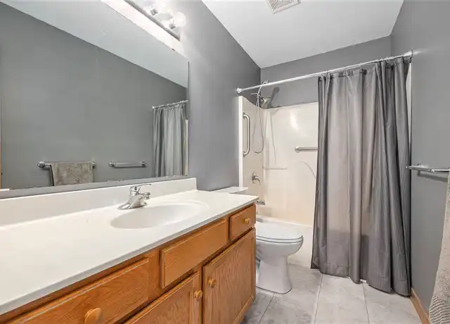 Property at 2610 Briarwood Ct SE, Kentwood, MI, 49512, 2 beds, 2 baths, [object Object]