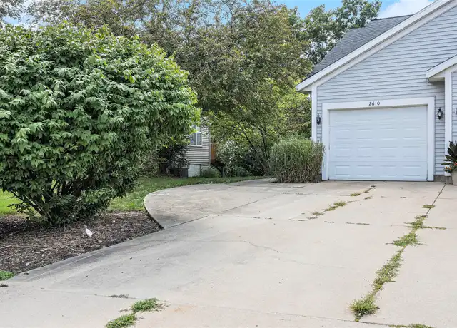 Property at 2610 Briarwood Ct SE, Kentwood, MI, 49512, 2 beds, 2 baths, [object Object]