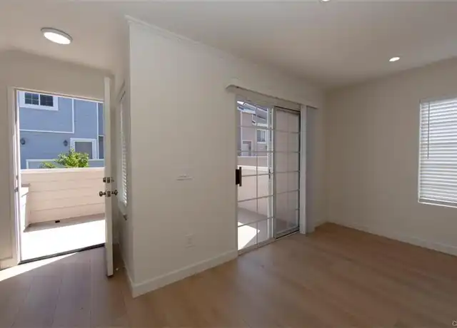 Property at 2800 Plaza del Amo #177, Torrance, CA, 90503, 3 beds, 3 baths, [object Object]