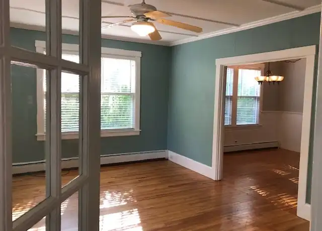 Property at 32 Edgeworth Ave, Portland, ME, 04103, 3 beds, 1 bath, [object Object]