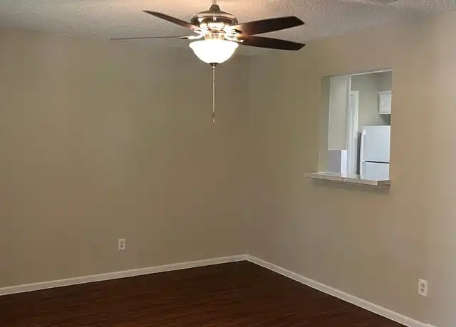 Property at 310 Castlewood Dr Unit CW6, New Braunfels, TX, 78130, 2 beds, 1.5 baths, [object Object]